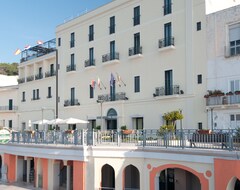 Hotelli Grand Hotel Mediterraneo (Santa Cesarea Terme, Italia)