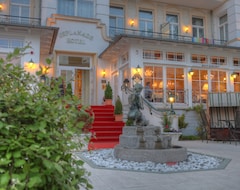 Hotel Villa Esplanade Mit Aurora (Ostseebad Heringsdorf, Alemania)