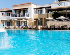 Hotel Aegean Houses (Lambi, Greece)