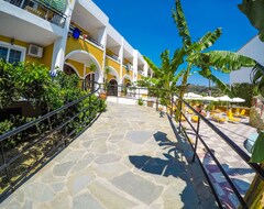 Hotel Vanessa (Kalamaki, Greece)