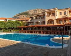 Hotel Kampos Village (Kampos Marathokampos - Votsalakia, Greece)