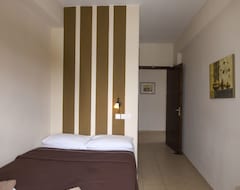 Hotel Margarita's Rooms (Ios - Chora, Greece)