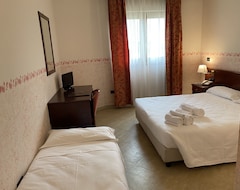 Hotelli Hotel Park Imperatore Adriano (Guidonia Montecelio, Italia)