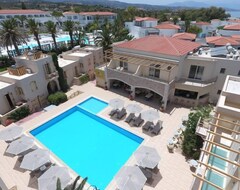 Maravel Hotel & Apartments (Adele, Greece)