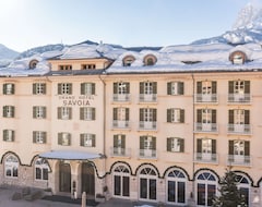 Grand Hotel Savoia Cortina D'Ampezzo, A Radisson Collection Hotel (Cortina d'Ampezzo, İtalya)