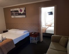 Khách sạn Centrepoint Motor Inn (Rockhampton, Úc)