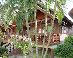Hotel Lolita Bungalow (Mae Nam Beach, Thailand)