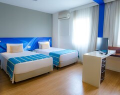 Khách sạn Quality Suites Alphaville (Barueri, Brazil)