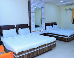 Hotel Mayura Lodge Residency (Latur, India)