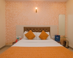 OYO 8678 Hotel Golden Nest (Mumbai, India)