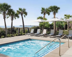 Khách sạn Embassy Suites by Hilton Myrtle Beach Oceanfront Resort (Myrtle Beach, Hoa Kỳ)