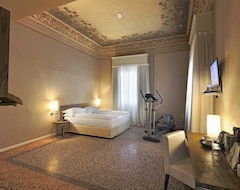 Khách sạn I Portici Hotel Bologna (Bologna, Ý)