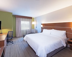 Khách sạn Holiday Inn Express & Suites - Lenexa - Overland Park Area, An Ihg Hotel (Lenexa, Hoa Kỳ)