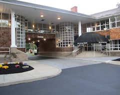 Khách sạn Best Western Plus The Inn & Suites at the Falls (Poughkeepsie, Hoa Kỳ)