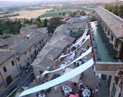 Khách sạn Giotto Hotel & Spa (Assisi, Ý)