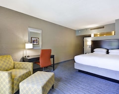 Khách sạn Hotel DoubleTree by Hilton Phoenix North (Phoenix, Hoa Kỳ)