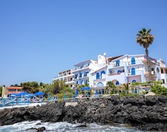 Khách sạn Kalos Hotel (Giardini-Naxos, Ý)