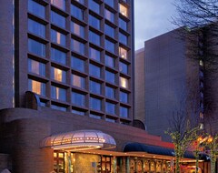 Khách sạn Georgian Court Hotel, Worldhotels Elite (Vancouver, Canada)