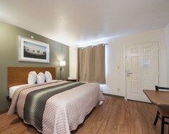 Hotel Hometowne Studios By Red Roof Dallas - Irving (Irving, USA)