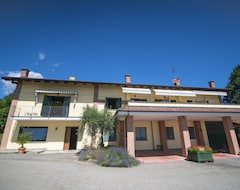 Khách sạn Agriturismo Turina (Bricherasio, Ý)