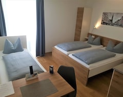 Easy Sleep Apartmenthotel (Ergolding, Almanya)