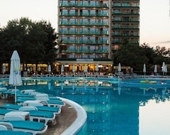 Khách sạn Hotel Slavyanski (Sunny Beach, Bun-ga-ri)