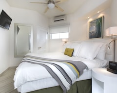 Khách sạn The Rockley By Ocean Hotels - Breakfast Included (Rockley, Barbados)