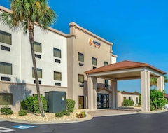 Khách sạn Comfort Suites Near Robins Air Force Base (Warner Robins, Hoa Kỳ)