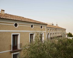 Hotel Casa de Los Arcos (Vélez Blanco, Spain)