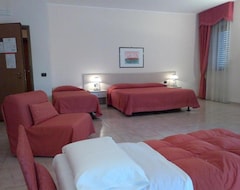 Khách sạn B&B HOTEL Bari Rondò (Bari, Ý)
