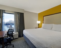 Khách sạn Holiday Inn Express & Suites Cincinnati Riverfront, An Ihg Hotel (Covington, Hoa Kỳ)