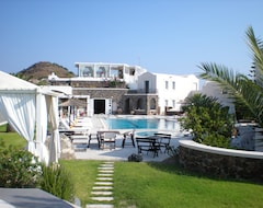 Khách sạn Hotel Pantheon Villas (Imerovigli, Hy Lạp)