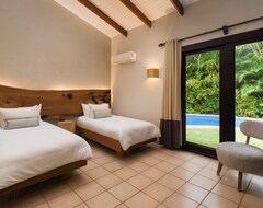 Khách sạn Hotel Cala Luna Boutique & Villas (Playa Tamarindo, Costa Rica)