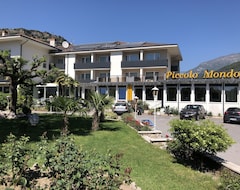 Khách sạn Hotel Piccolo Mondo (Nago Torbole, Ý)