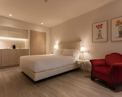 Hotel San Lorenzo Suites (San Lorenzo de El Escorial, Spain)