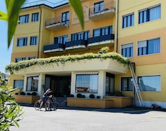 Khách sạn Green Park Hotel (Peschiera del Garda, Ý)