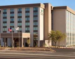 Khách sạn Embassy Suites by Hilton El Paso (El Paso, Hoa Kỳ)