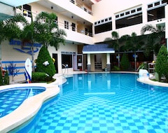 Khách sạn Brownwood Resort & Hotel (Cavite City, Philippines)