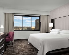 Hotel Embassy Suites By Hilton Crystal City National Airport (Arlington, Sjedinjene Američke Države)