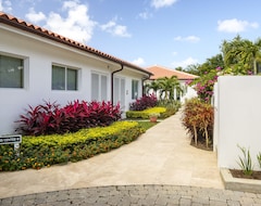 Khách sạn Windjammer Landing Villa Beach Resort (Castries, Saint Lucia)