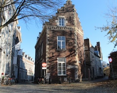 Khách sạn Dis (Maastricht, Hà Lan)