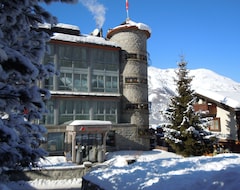 Turm Hotel & Spa Grächerhof (Grächen, Suiza)