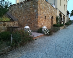 Khách sạn Poderi Arcangelo (San Gimignano, Ý)