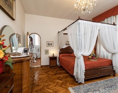 Khách sạn Hotel Villa Albertina (Lido di Venezia, Ý)