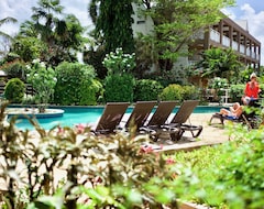 Khách sạn Tropikist Beach Hotel and Resort (Crown Point, Trinidad và Tobago)