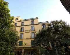 Khách sạn Hotel Eden (Sorrento, Ý)