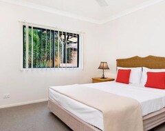 Khách sạn Central Plaza Apartments (Cairns, Úc)