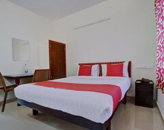 Khách sạn OYO 24301 Century Park (Mangalore, Ấn Độ)