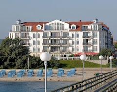 Otel Haus-Atlantik-Wohnung-3-15-9394 (Ostseebad Kühlungsborn, Almanya)