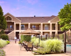 Khách sạn Sonesta ES Suites St Louis Westport (St Louis, Hoa Kỳ)